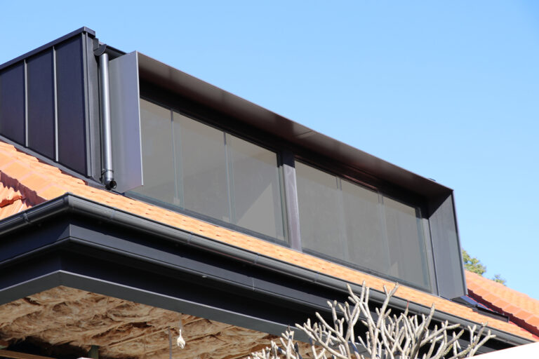 Custom window shroud aluminium